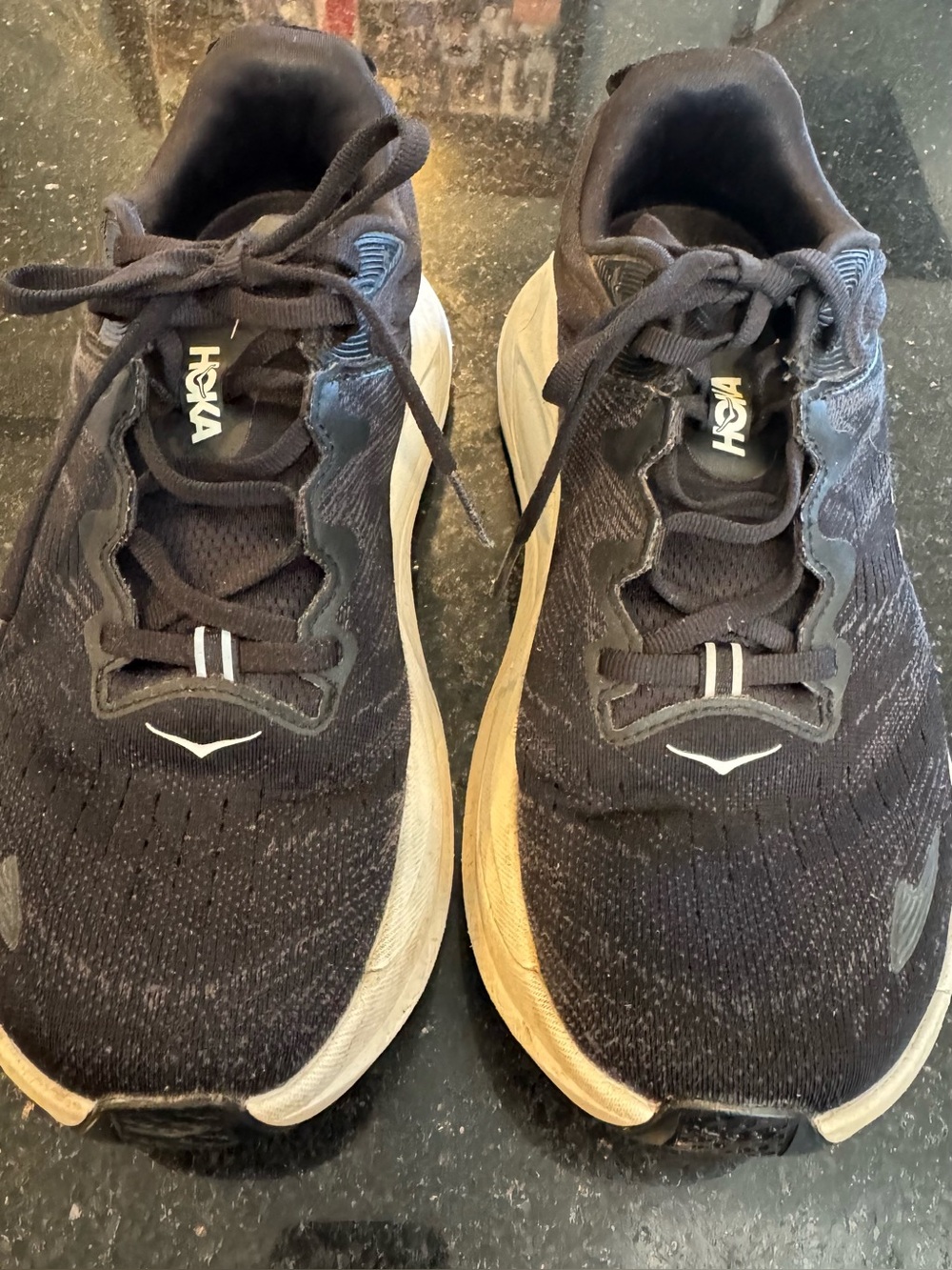 Hoka  Gaviotas  sneakers